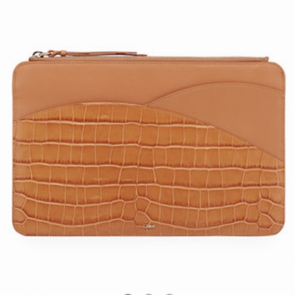 CHLOE IPAD POUCH IN CROC 🐊 EMBOSSED AND SMOOTH LEATHER AUTUMNAL BROWN - Picture 1 of 13